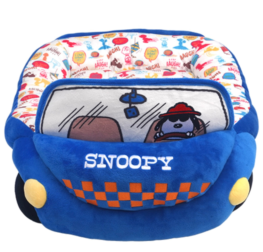 Peanuts Driving Car Pet Bed